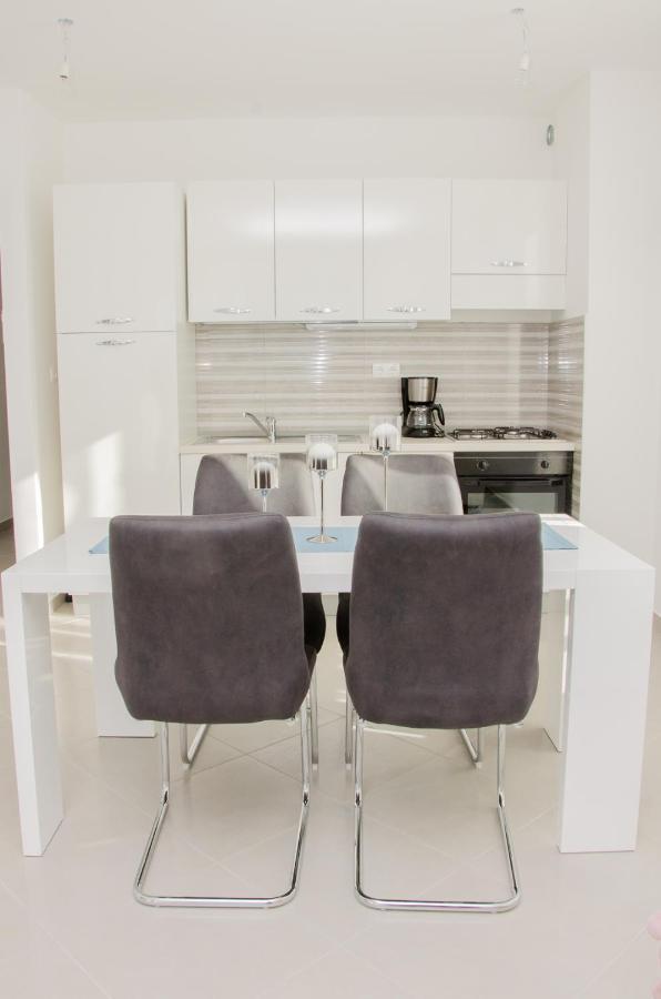 סנג' Apartman Leona Villa Nehaj מראה חיצוני תמונה
