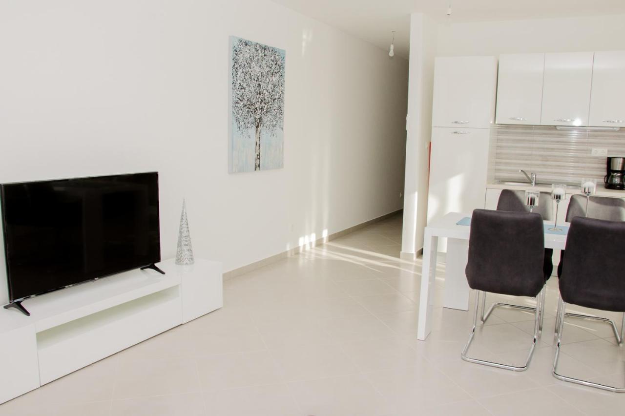 סנג' Apartman Leona Villa Nehaj מראה חיצוני תמונה